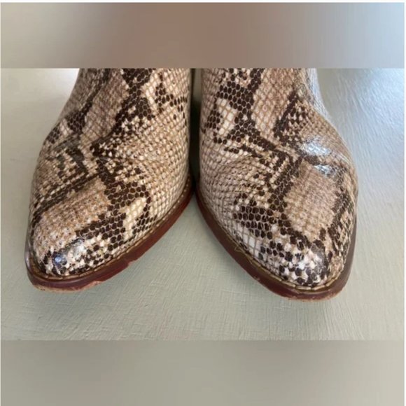 EUC Anthropologie Marion Python Ankle Bootie Size 8 - Picture 6 of 7